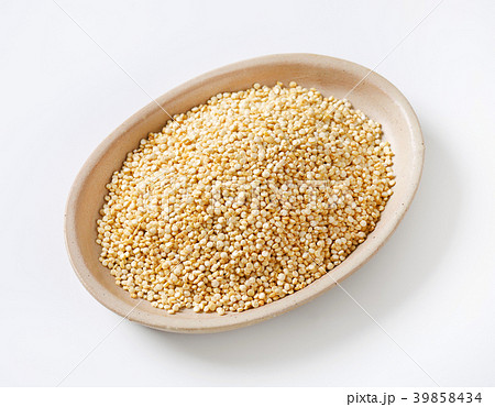 white quinoa seeds white quinoa seeds 39858434