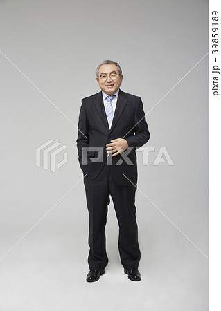 ビジネスマン 高齢者 老人 39859189
