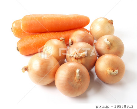 ニンジンと小粒タマネギ 39859912