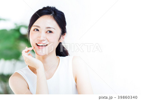 ビューティーイメージ 若い女性 ビューティーイメージ 若い女性 39860340