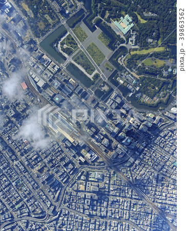 都市風景と雲/東京駅周辺真俯瞰空撮 都市風景と雲/東京駅周辺真俯瞰空撮 39863562