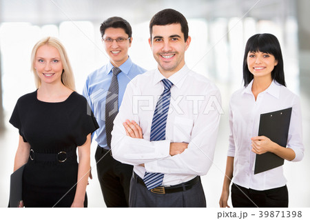 Group of business people 39871398