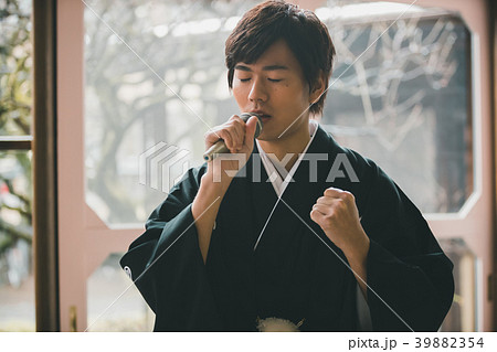 Montsuki-hakama Montsuki-hakama 39882354