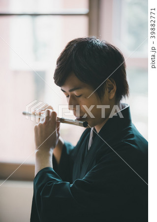 Montsuki-hakama 39882771