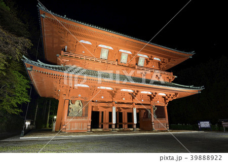 高野山 大門 ライトアップ(和歌山県伊都郡高野町) 高野山 大門 ライトアップ(和歌山県伊都郡高野町) 39888922