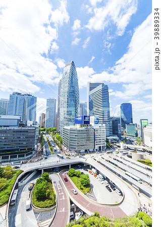 東京　新宿駅西口風景 39889334