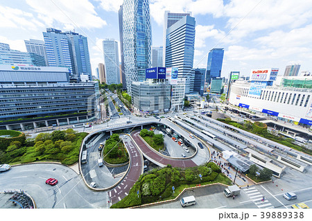 東京　新宿駅西口風景 39889338