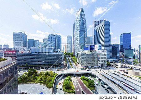 東京　新宿駅西口風景 39889343