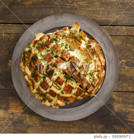 Pull apart bread 39890971