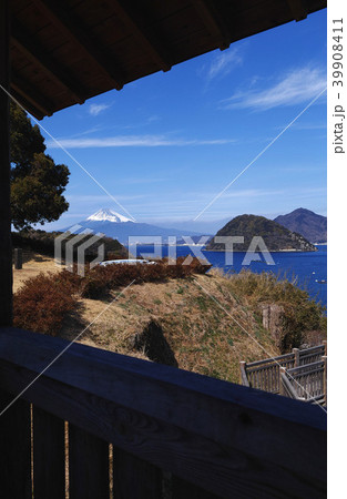【国史跡】長浜城跡・櫓からみる内浦湾・富士山(伊豆国) 【国史跡】長浜城跡・櫓からみる内浦湾・富士山(伊豆国) 39908411