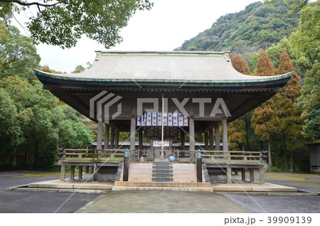 鶴嶺神社(つるがねじんじゃ)の「拝殿」(鹿児島県鹿児島市吉野町) 鶴嶺神社(つるがねじんじゃ)の「拝殿」(鹿児島県鹿児島市吉野町) 39909139