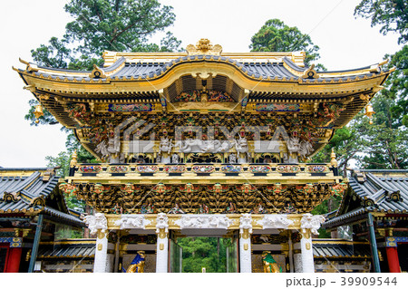 日光東照宮 陽明門(拝殿側) 日光東照宮 陽明門(拝殿側) 39909544