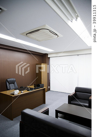 社長室 役員室 オフィス 応接間 応接室 会社 ビジネス 重厚 事務所 社長室 役員室 オフィス 応接間 応接室 会社 ビジネス 重厚 事務所 39911315