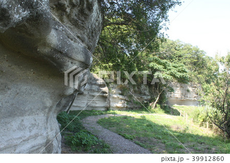 お猿畠の大切岸 39912860