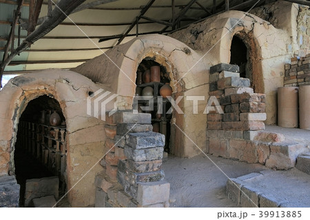 【信楽焼 登り窯】 滋賀県甲賀市信楽町 【信楽焼 登り窯】 滋賀県甲賀市信楽町 39913885