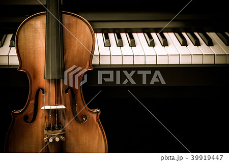 classical violin and piano 39919447