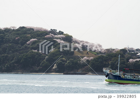 桜咲く関門海峡の景色 39922805