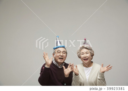 高齢者 老人 韓国人 39923381