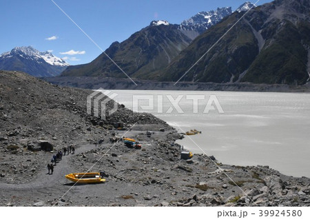 タスマン氷河湖、マウントクックビレッジ 39924580