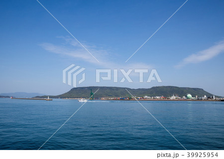 高松港と屋島(高松市) 高松港と屋島(高松市) 39925954