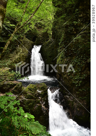 飛騨小阪 巌立峡の三ツ滝 飛騨小阪 巌立峡の三ツ滝 39928967