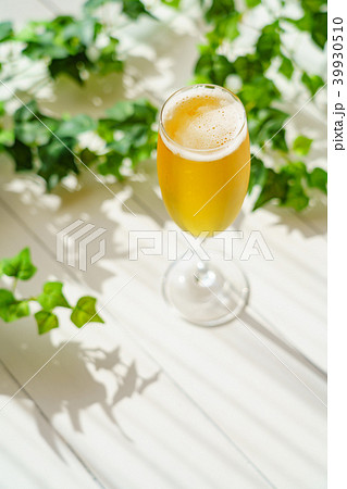 テラスでビール テラスでビール 39930510