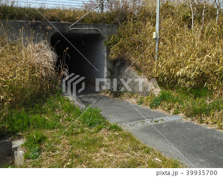 小さいトンネル 39935700