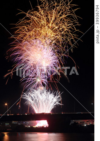 猪名川花火大会（大阪府池田市　兵庫県川西市） 39936794