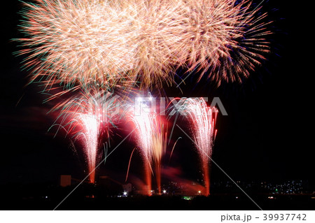 伊丹花火大会 兵庫県 伊丹市 の写真素材