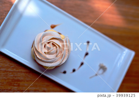 ケーキ ケーキ各種 トルテ 39939125