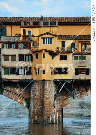 Florence Ponte Vecchio 39947757
