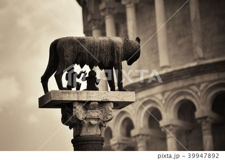 Leaning tower Capitoline wolf in Pisa 39947892