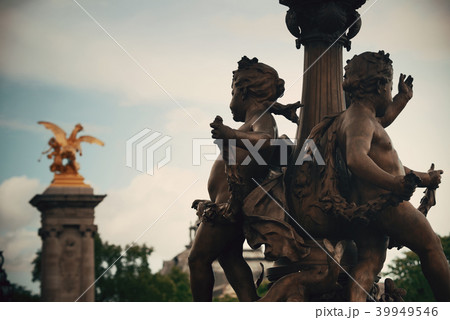 Alexandre III bridge Alexandre III bridge 39949546