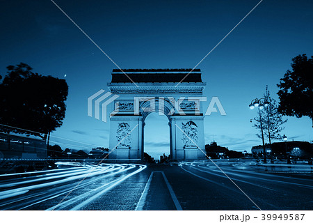 Arc de Triomphe 39949587