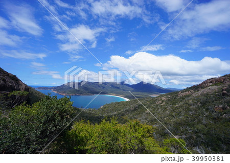 Wine Glass Bay, TAS, Australia Wine Glass Bay, TAS, Australia 39950381