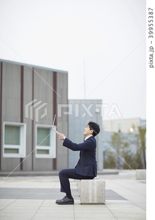 笑顔 微笑 微笑み 39955387