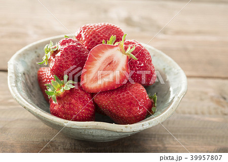 イチゴ イチゴ 39957807