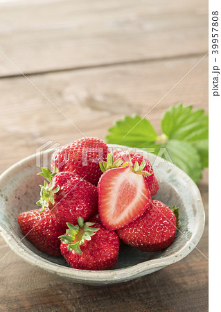 イチゴ イチゴ 39957808
