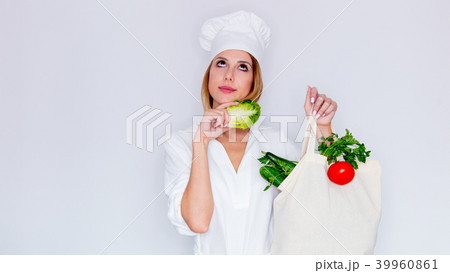 womanholding with different vegetables 39960861