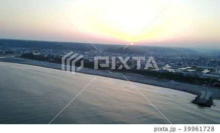 夕方の静波海岸 39961728