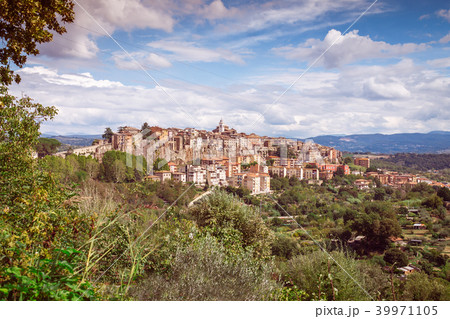 Beautiful view of the small ancient hilltown Ortho 39971105