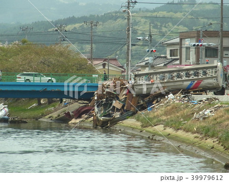 東日本大震災　気仙沼 39979612