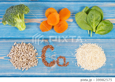 Healthy food containing calcium and dietary fiber 39982575