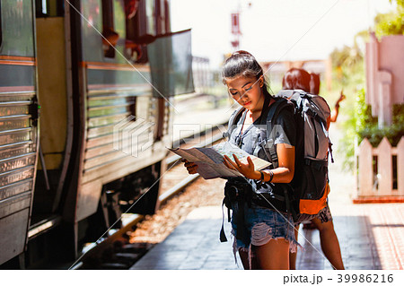 Young asian woman traveler  39986216