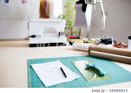 Interior of a studio, startup business. 39989923