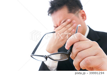 長時間労働に疲れるビジネスマン・働き方改革 39991294