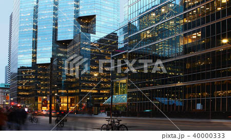 Night scene of Toronto business district 40000333