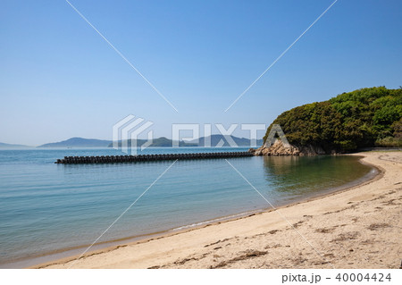 瀬戸内の砂浜の風景（坂出市沙弥島） 40004424