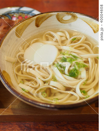沖縄名物 「沖縄そば」 40004608