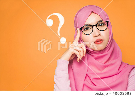 考えるイスラム女性 考えるイスラム女性 40005693